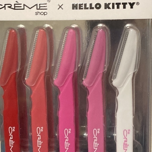 CLEARANCE HELLO KITTY BYE, FUZZIES! PERFECT ARCH SHAPING RAZORS PACK OF 5 - Picture 4 of 7